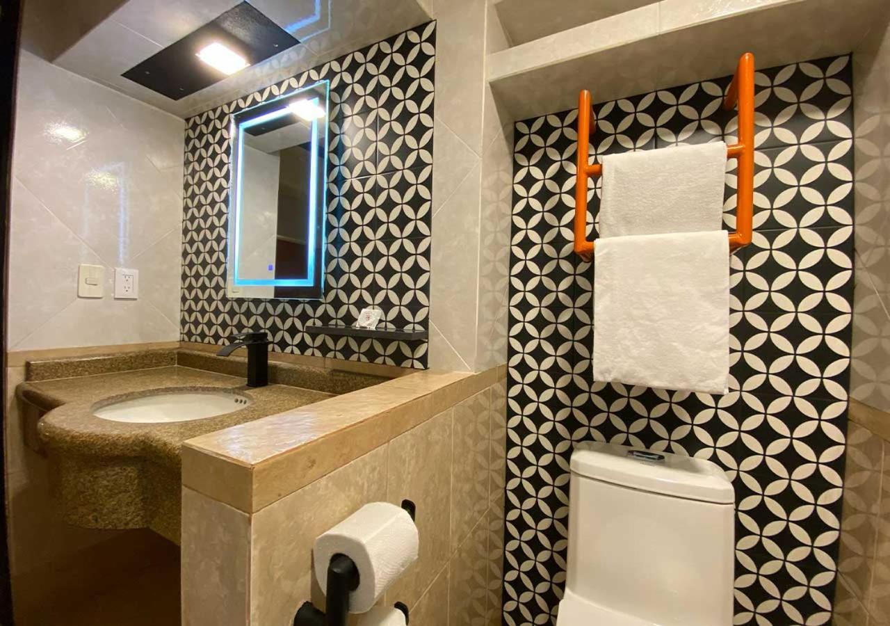 Hotel Villa De Madrid Μεξικό Εξωτερικό φωτογραφία